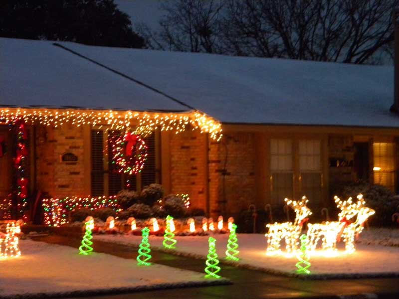 A White Christmas in Dallas - Marienela